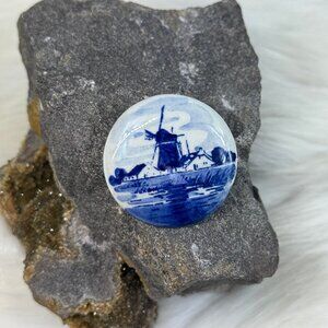 Vintage 1950's Blue & White Porcelain Holland Delft Windmill Brooch 1.25"
